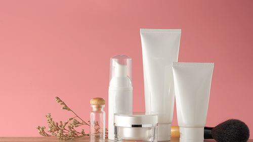 廣東通告38批次化妝品不合格 有產(chǎn)品汞含量超標(biāo)1.5萬倍